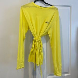 Hyein Seo neon yellow top